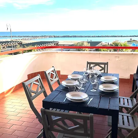 Appartamento Fronte Mare Lido di Ostia Exterior foto