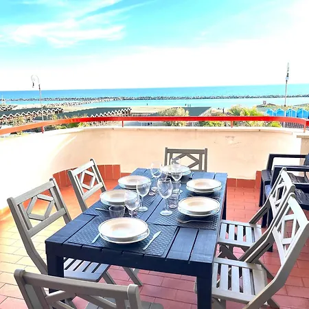 Appartamento Fronte Mare Lido di Ostia Exterior foto